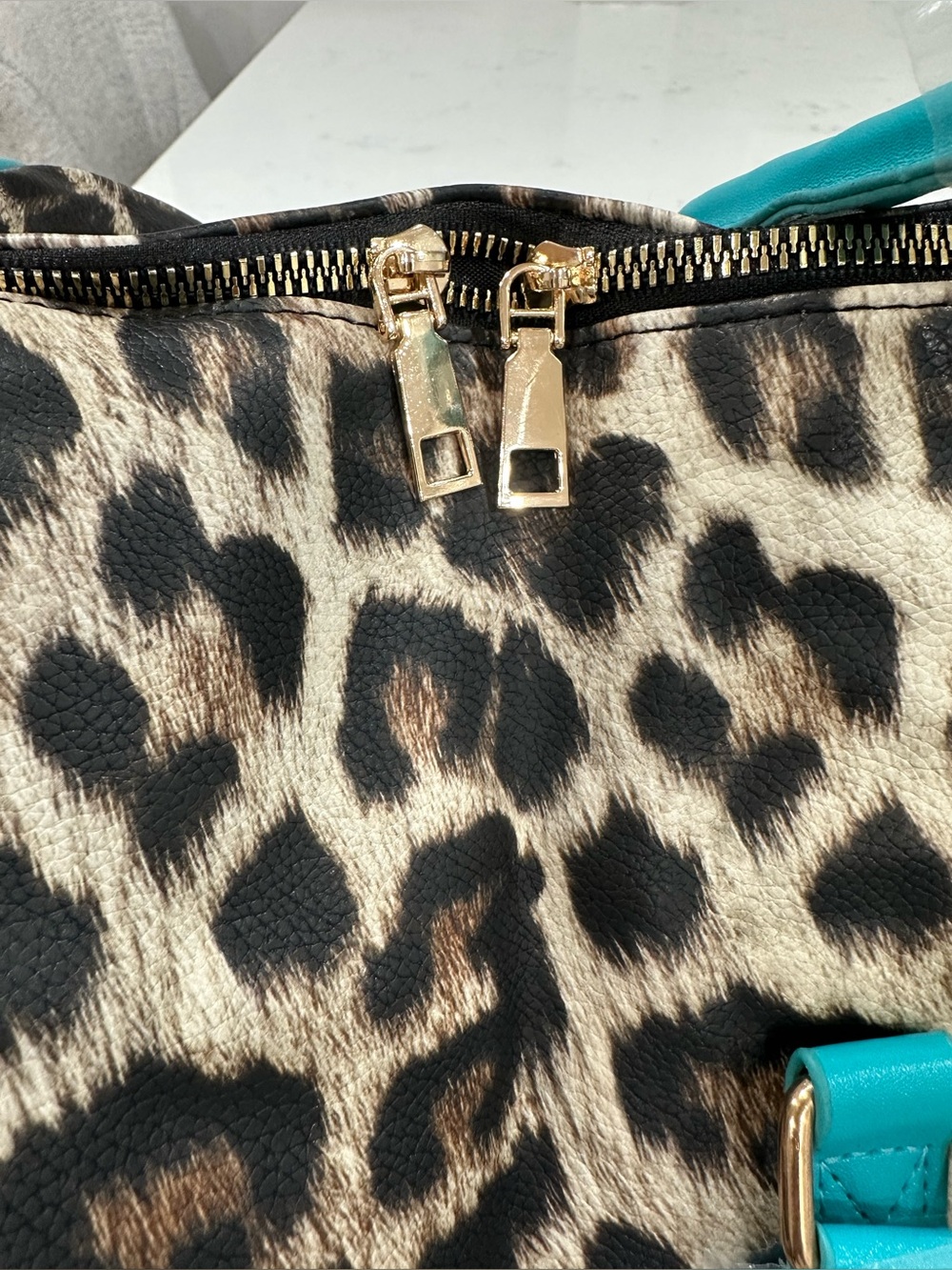 Leopard Print Weekender Duffel Bag Black Blue Travel Gym Overnight Tote - Picture 6 of 9
